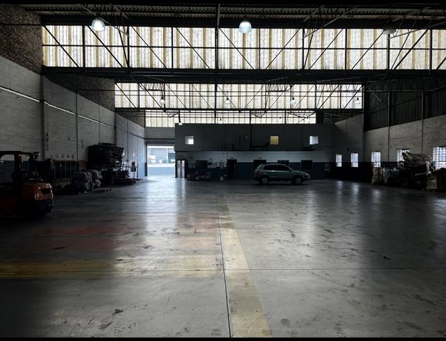 2,512M² WAREHOUSE TO LET IN BEACONVALE